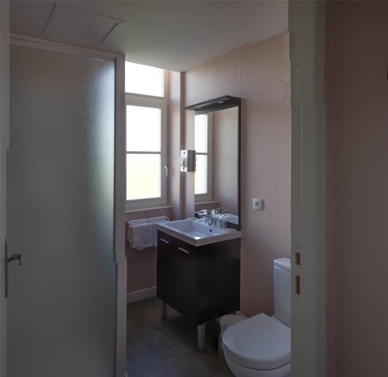Castel Regina Hotel Chatel-Guyon Bilik gambar