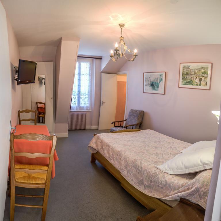 Castel Regina Hotel Chatel-Guyon Bilik gambar